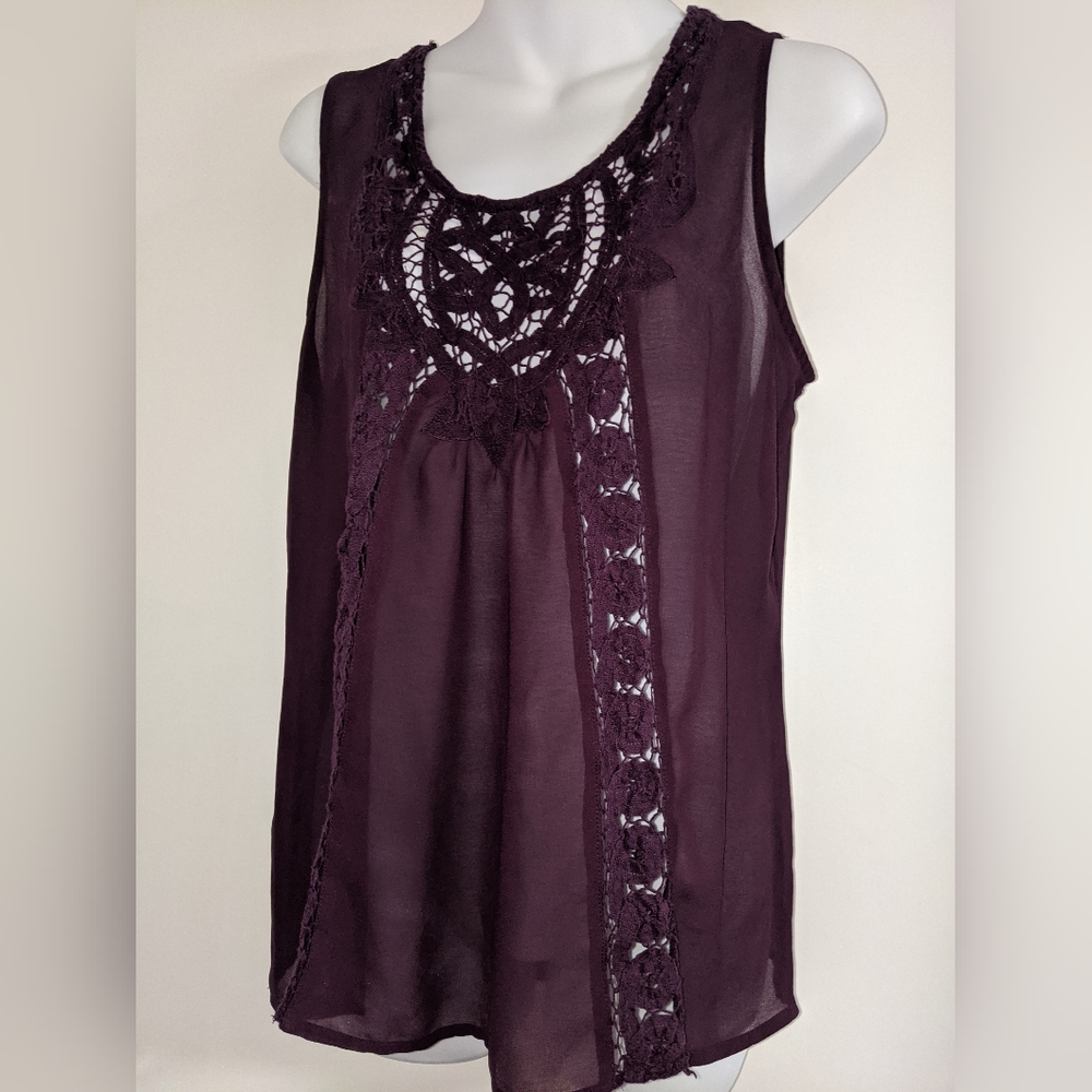 3/$25 Kismet sheer purple sleeveless blouse lace